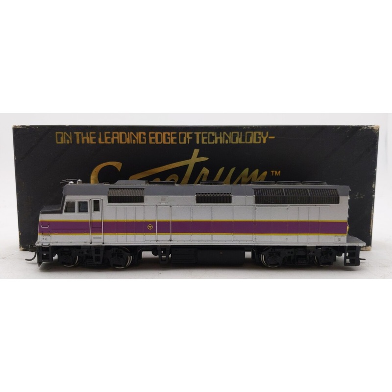 Spectrum 87010 HO Scale MBTA EMD F40PH Diesel Locomotive EX/Box