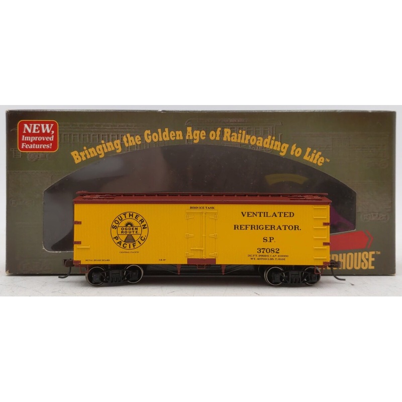 Roundhouse 84119 Southern Pacific 36′ Wood Reefer #37082 LN/Box