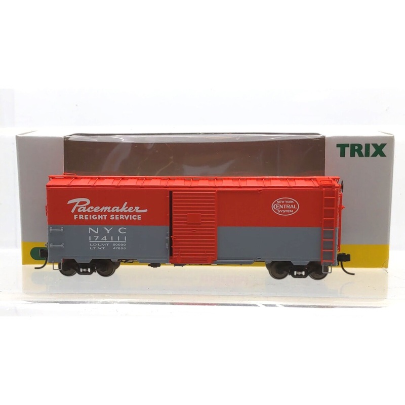 Trix 24907-2 HO Scale New York Central Pacemaker Single Door Boxcar #174111 LN/Box