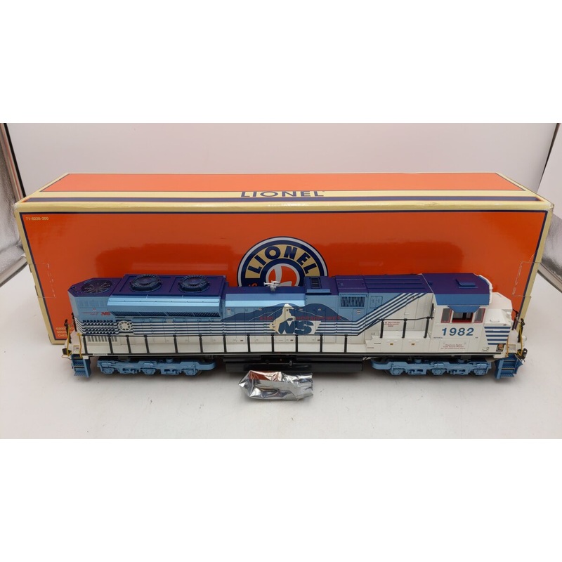 Lionel 6-28334 O Gauge Norfolk Southern Heritage SD70ACe Diesel Locomotive #1982 EX/Box