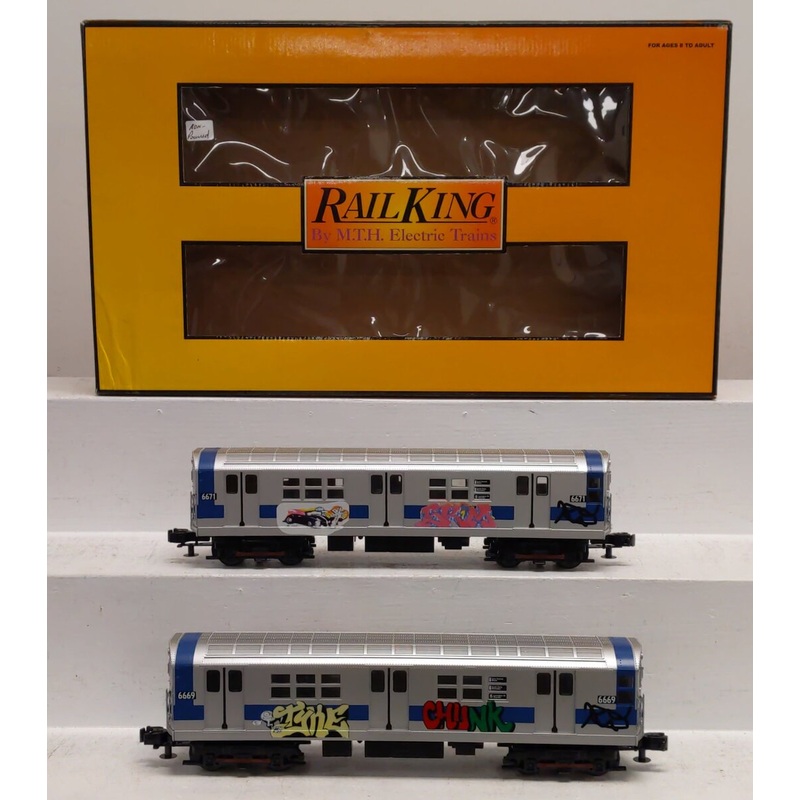 MTH 30-2391-3 O MTA – Graffiti R-17 Subway Add-On Non Powered Set (Set of 2) EX/Box