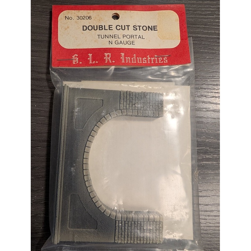 G.L.R. Industries 30206 N Gauge Double Cut Stone Tunnel Portal