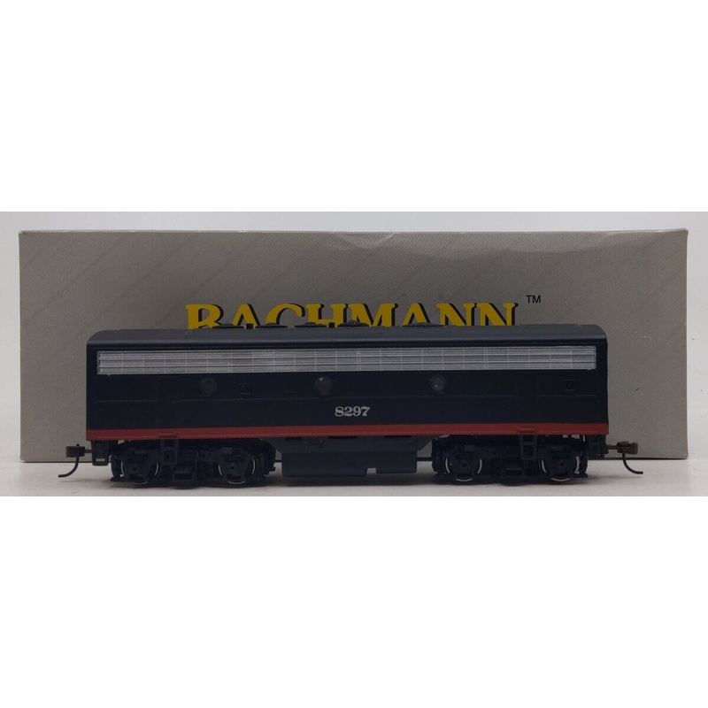 Bachmann 11233 HO Southern Pacific Black Widow EMD F7B Diesel Locomotive #8297 MT/Box
