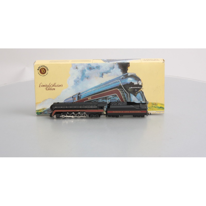 Bachmann 51-0658-A4 N Norfolk & Western J Steam Locomotive & Tender #608 EX/Box