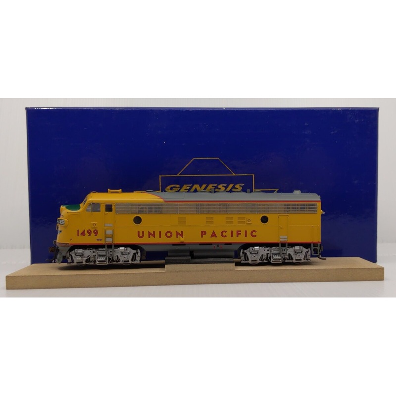 Athearn G22249 HO Scale Union Pacific FP7 Passenger Diesel Locomotive #1499 NIB