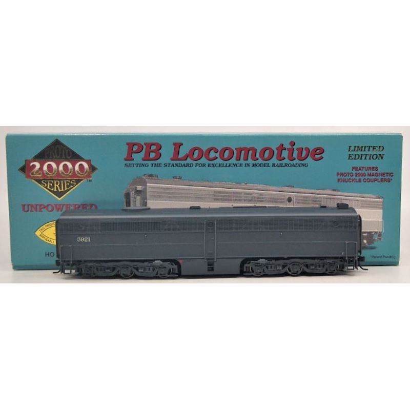 Proto 2000 21623 HO Scale Southern Pacific Non-Powered Diesel B-Unit #5921 NIB