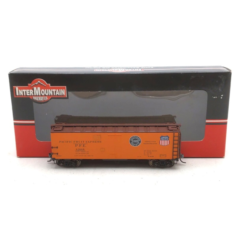 InterMountain 46702P-54 HO Scale Pacific Fruit Express R-40-10 Reefer #42668 LN/Box