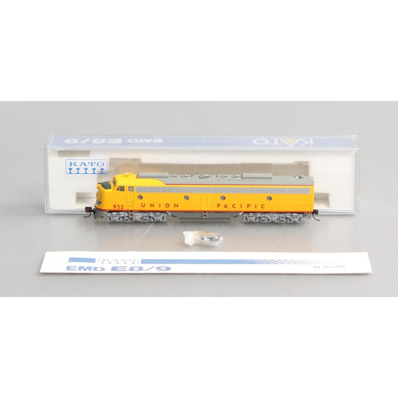 Kato 176-266 N Scale Union Pacific E8/9A Diesel Engine #932 LN/Box