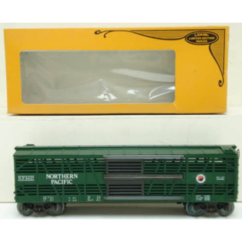Lionel 6-9437 O Gauge Northern Pacific Stock Car LN/Box