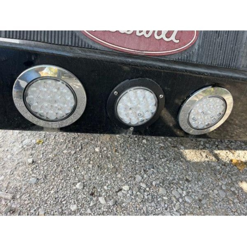 75909 Chrome Plastic Twist on Replacement Bezel for GG 4 Twist-on LED Light